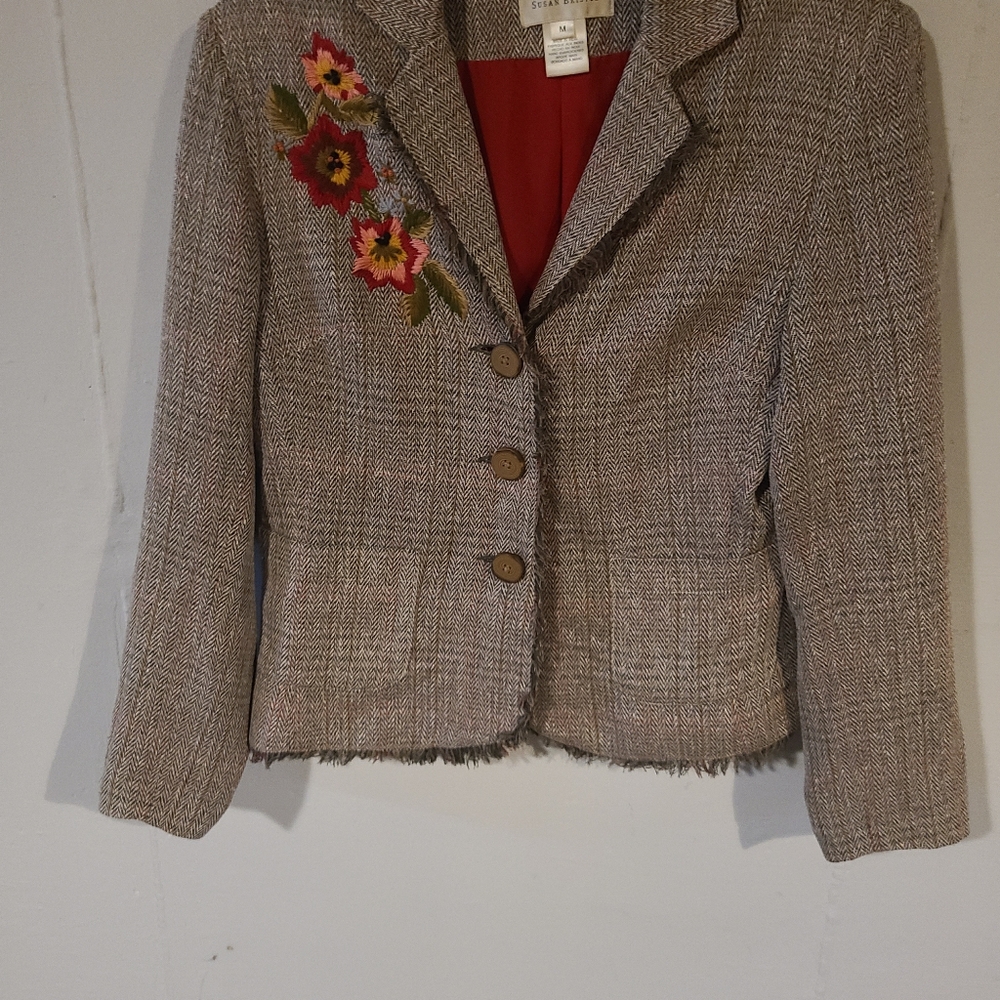 Embroidered Women's Blazer - Tan Susan Bristol